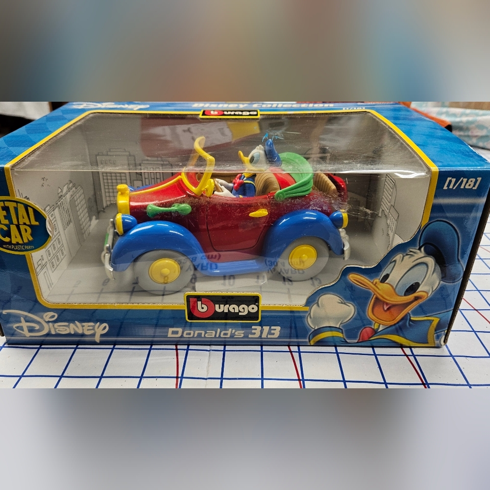 Metal Disney Donald Duck 1/18 car